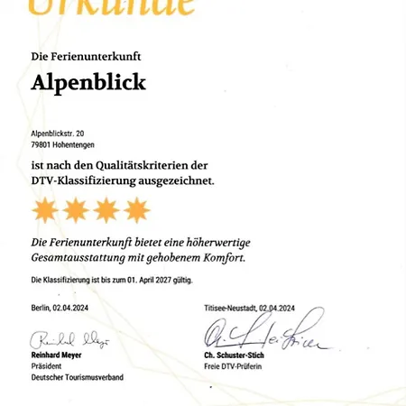 아파트 Alpenblick
